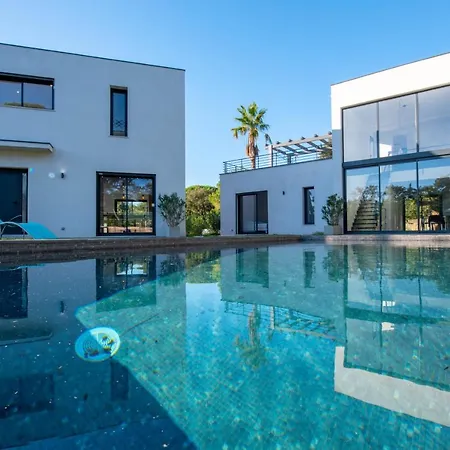 Villas Emme Villa *